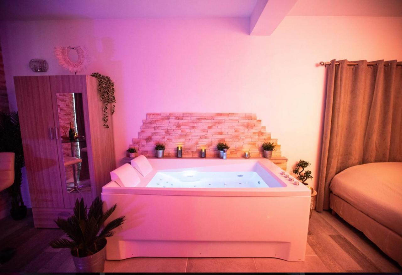 Suite And Spa La Perla Bianca Grabels Exterior foto